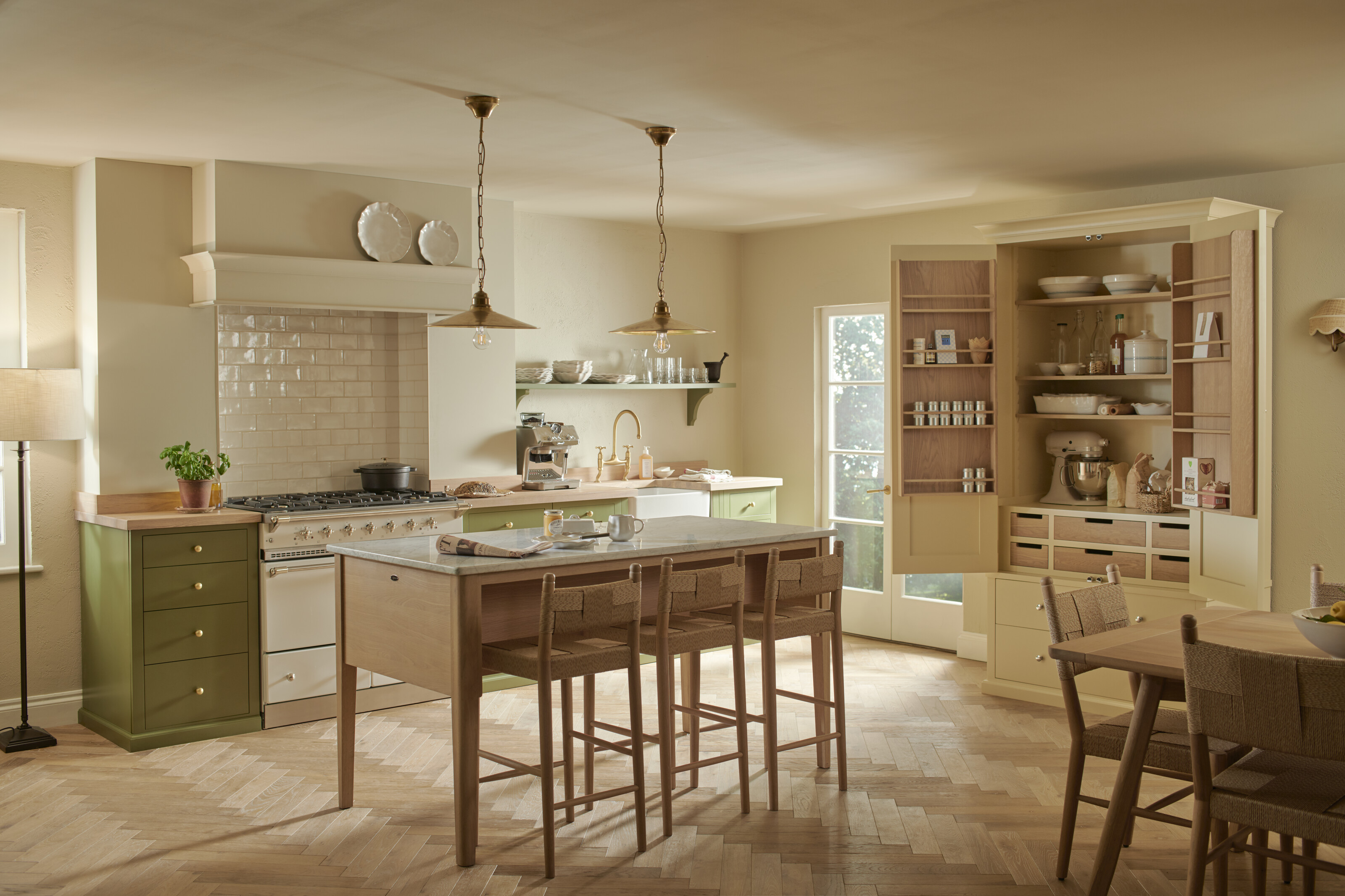 Polenta on freestanding Neptune Borough kitchen units